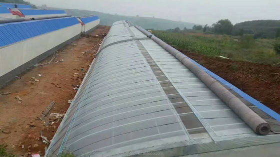 Einlagige Ziegelwand Solar Gewächshäuser 8m-16m Breite mit Isolierdecke